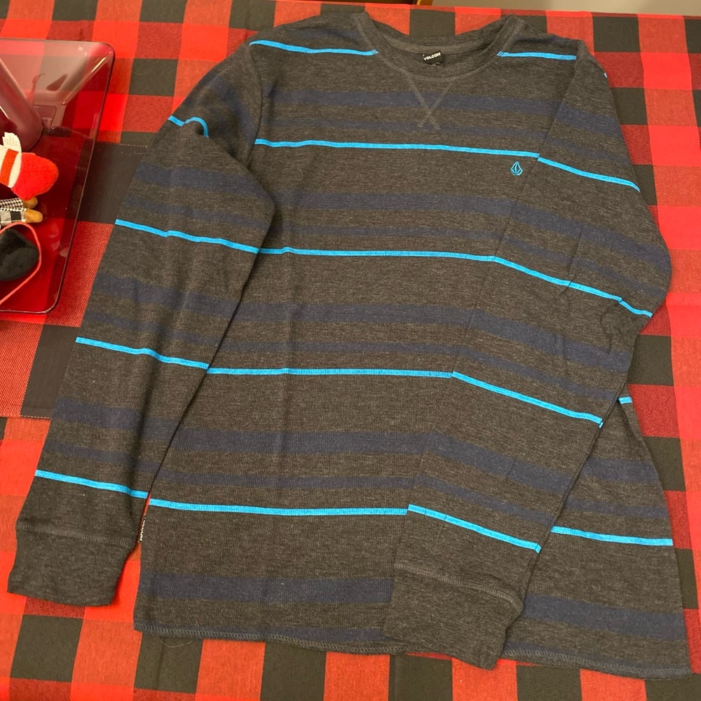 Volcom Large long sleeve sweater grey with blue stripes